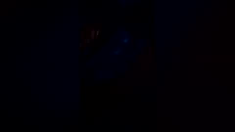 twan810 online show from March 11, 8:10 am