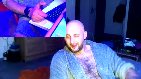 twardyidlugi online show from December 29, 10:47 pm