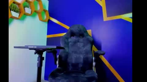 twink_scott19 online show from October 18, 8:36 pm