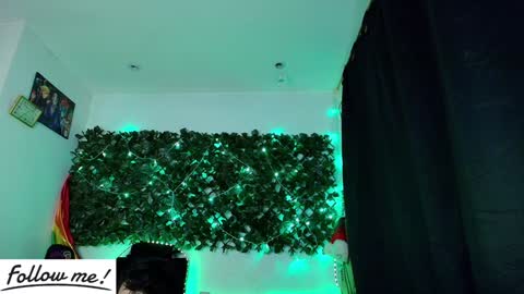 Snapshot of twink_sebas_ chatting on January 10, 3:29 am Bad boy sebastian online show from January 10, 3:29 am