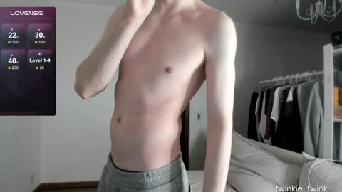 Andy online show from February 8, 2:36 am