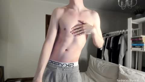 Andy online show from December 15, 1:46 am