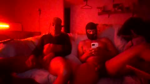 twinnemm online show from February 2, 1:48 am