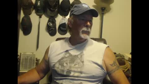 txlobo60 online show from April 28, 12:05 am