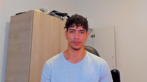     online show from December 4, 2:04 pm