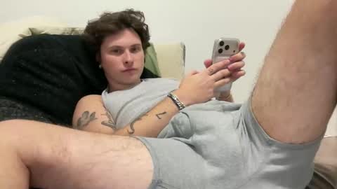 tylerrb online show from February 11, 2:49 am