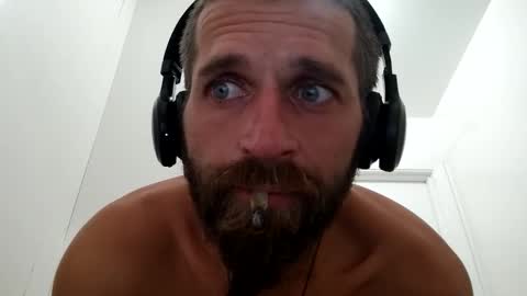 Snapshot of tylerweist727678265 chatting on September 10, 8:13 am tylerweist727678265 online show from September 10, 8:13 am