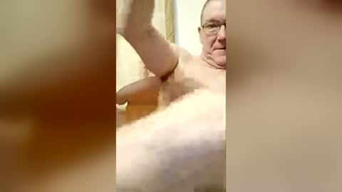 tyluroop online show from June 19, 4:34 pm