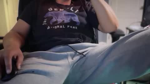 Snapshot of tysean1 chatting on February 19, 7:28 am Slong Dong online show from February 19, 7:28 am