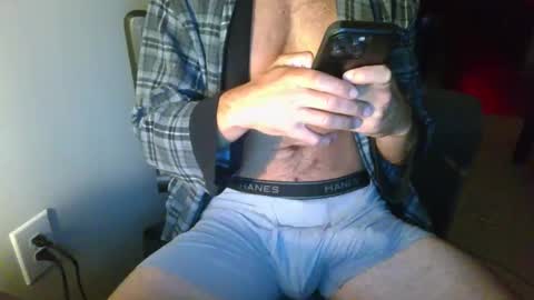 uhhuhyea online show from May 3, 4:37 am