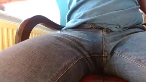 ukclive online show from March 13, 3:08 pm