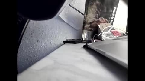 UKGuy1969 online show from December 12, 11:18 am