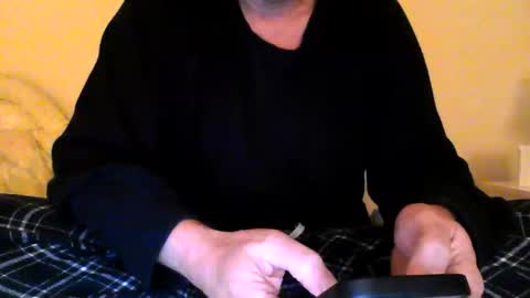 mark online show from May 8, 10:10 pm