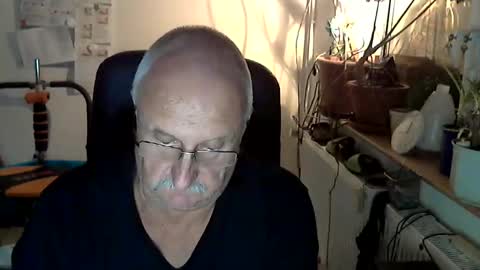 Ulli online show from March 29, 9:37 pm