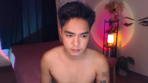 Snapshot of ultimatesexytrans chatting on March 4, 9:32 pm Alex online show from March 4, 9:32 pm