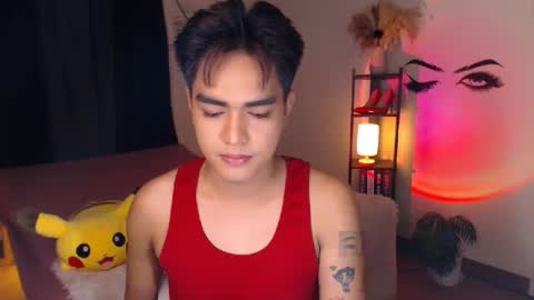 Snapshot of ultimatesexytrans chatting on March 12, 7:17 pm Alex online show from March 12, 7:17 pm