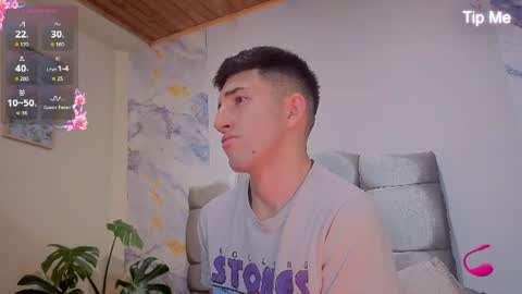 un_sluttyy online show from July 16, 12:01 pm