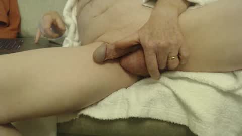 Snapshot of uncle2433 chatting on October 11, 9:30 pm Uncle online show from October 11, 9:30 pm