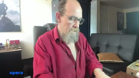 Uncle Hottie online show from July 24, 9:44 pm