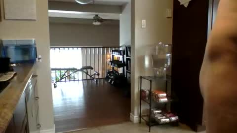 Buzz Bigcock online show from March 30, 7:37 pm