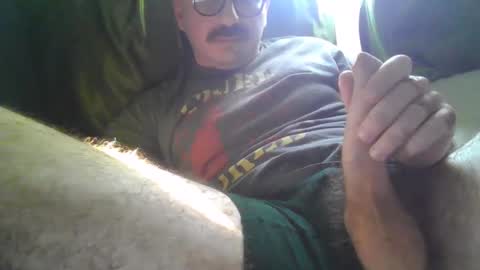 Snapshot of uncutgems818 chatting on October 4, 9:52 pm uncutgems818 online show from October 4, 9:52 pm