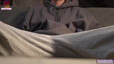 Snapshot of uncutgerman420 chatting on October 12, 7:41 pm Mister Uncut online show from October 12, 7:41 pm