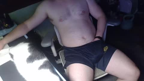 Under the desk online show from April 8, 2:26 pm