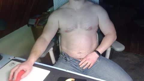 Under the desk online show from March 18, 10:13 pm