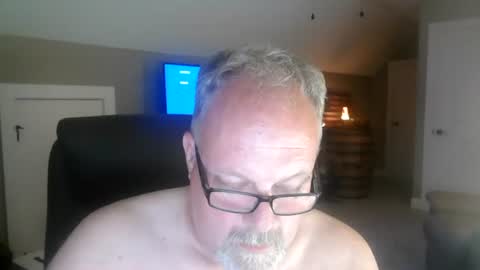 up2later online show from June 18, 4:14 am