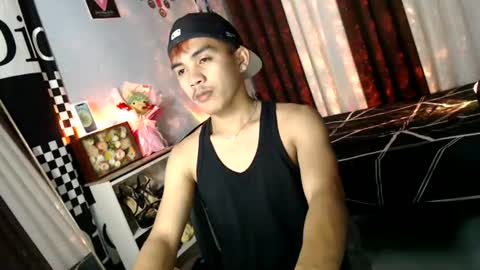 ur_shan21 online show from June 25, 7:24 am