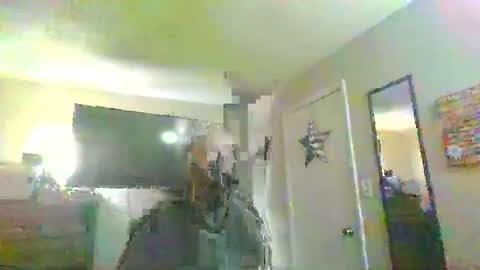 Snapshot of ur_zaddy4now chatting on December 19, 12:34 pm ur_zaddy4now online show from December 19, 12:34 pm