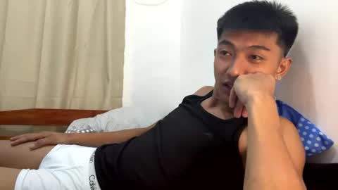 urasian_cowboixx online show from August 1, 2:16 pm