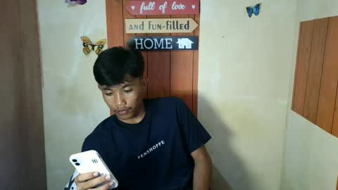 urasian_jomarie online show from September 8, 3:55 pm