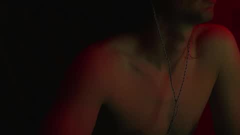 urboytoy_512 online show from February 18, 5:20 am