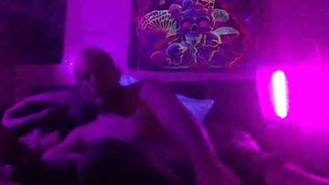 urdaddy875867 online show from June 21, 11:43 pm