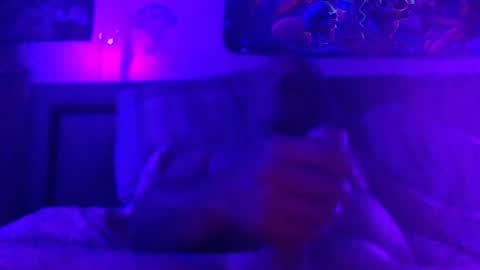 urdaddy875867 online show from June 25, 3:42 am
