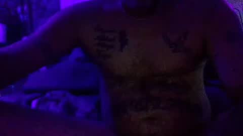 urdaddy875867 online show from July 5, 3:21 am