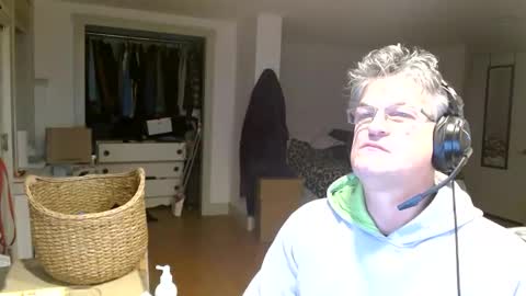 Snapshot of urfavteach50 chatting on December 4, 10:30 pm Gregor online show from December 4, 10:30 pm