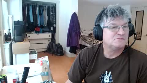 Snapshot of urfavteach50 chatting on December 11, 2:39 pm Gregor online show from December 11, 2:39 pm