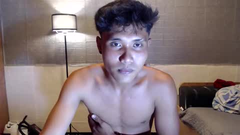 urhot_frank online show from January 13, 6:40 am