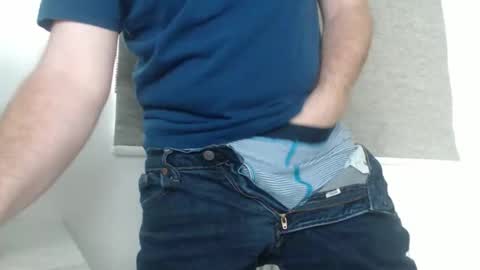 Snapshot of us5030 chatting on September 21, 2:17 pm US5030 online show from September 21, 2:17 pm