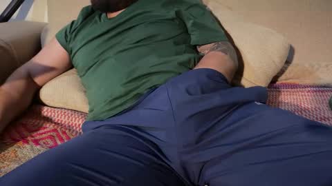 user1990jr online show from September 28, 4:21 am