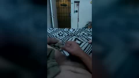 useranon334457 online show from July 12, 5:42 am
