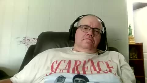 usstarr1 online show from March 23, 2:56 pm