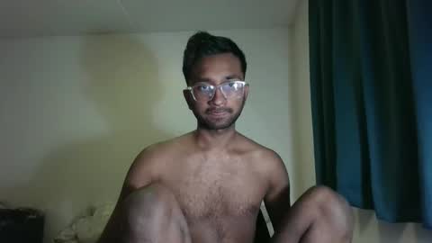 utown bayee online show from December 16, 8:10 am