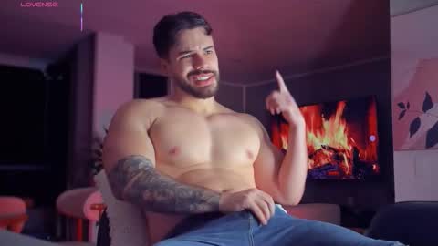 valenthinoking online show from February 11, 5:12 am