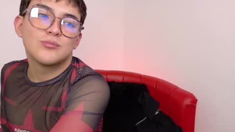 Valentin  online show from November 11, 4:28 am