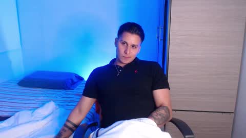 VALENTINO online show from February 27, 11:15 pm