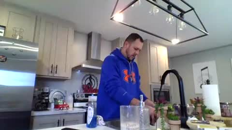 Val Venus online show from December 16, 4:25 pm