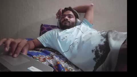 Robin online show from October 29, 9:56 am